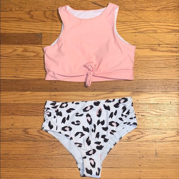 SHEIN Other - High waisted super cute 2pc